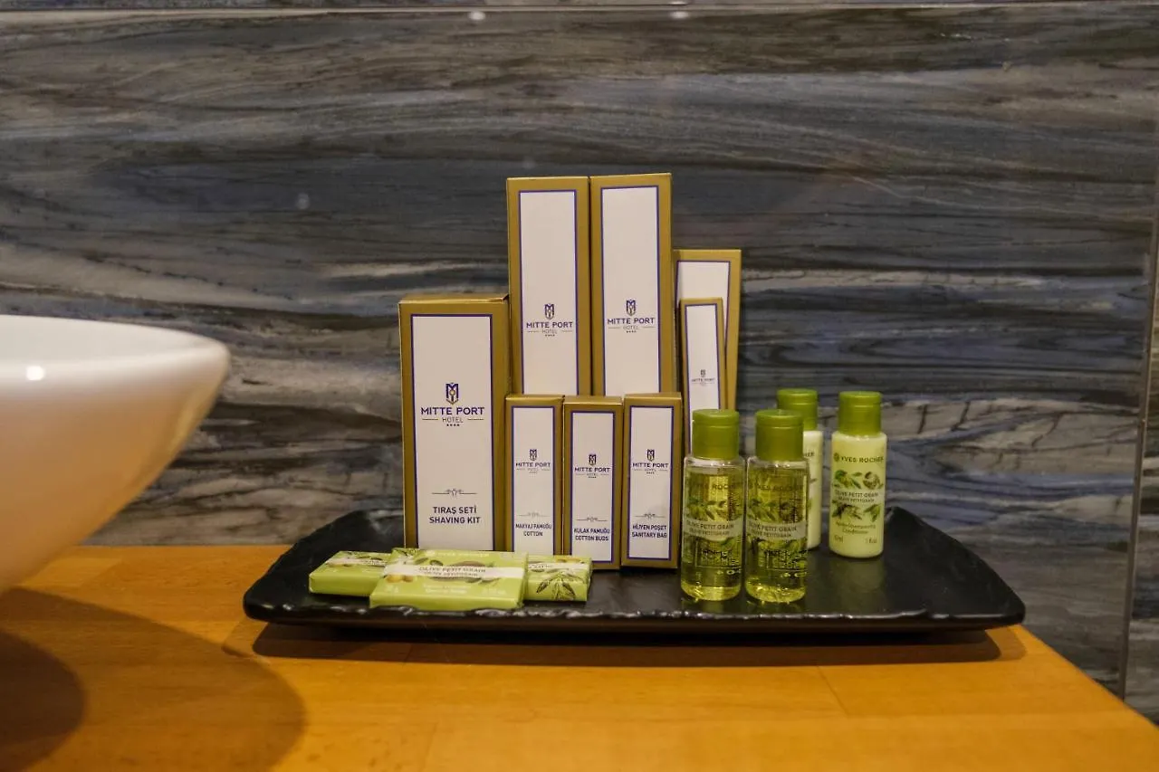 Mitte Port Hotel Konak イズミル トルコ