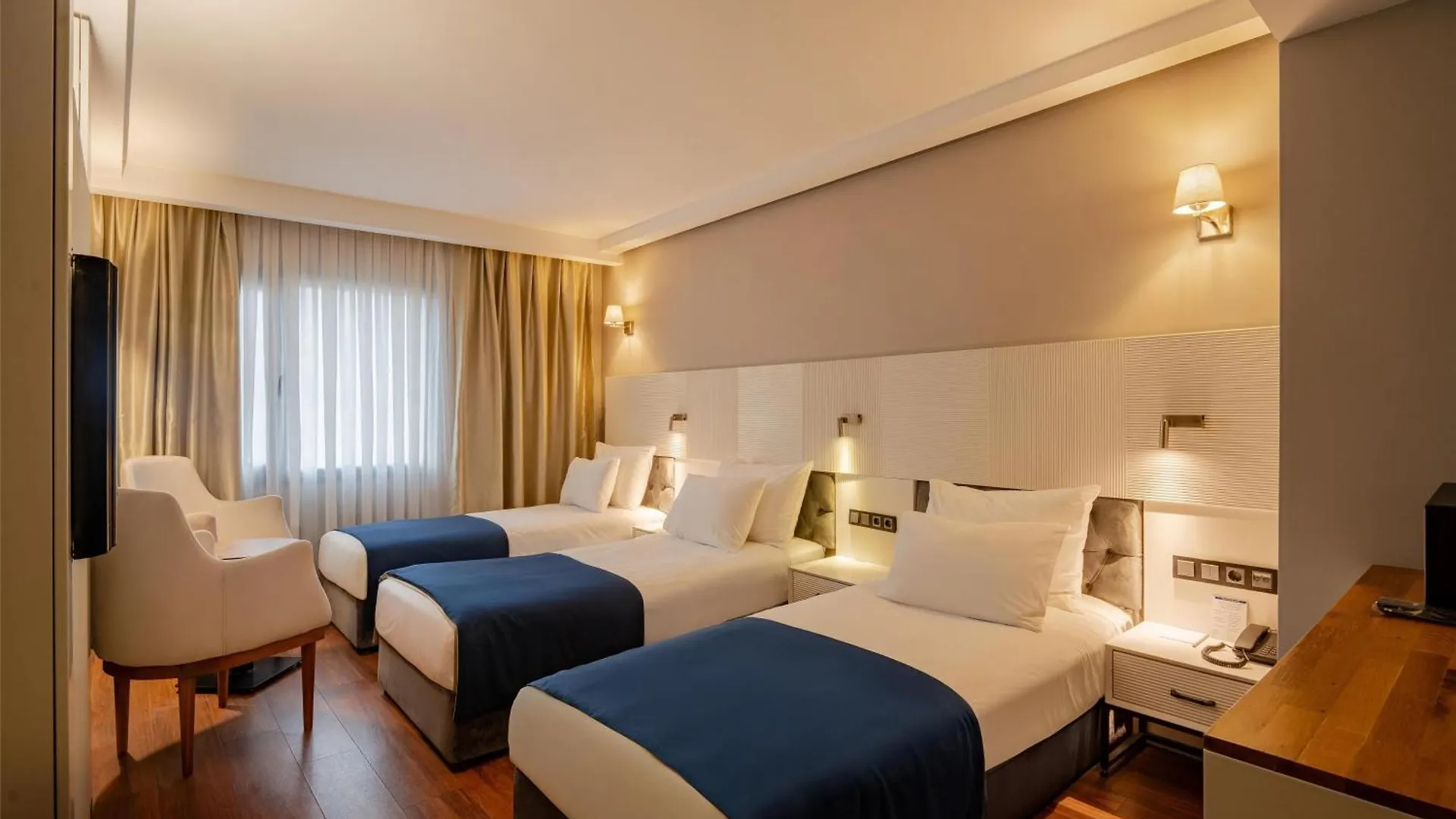 BW Izmir Hotel